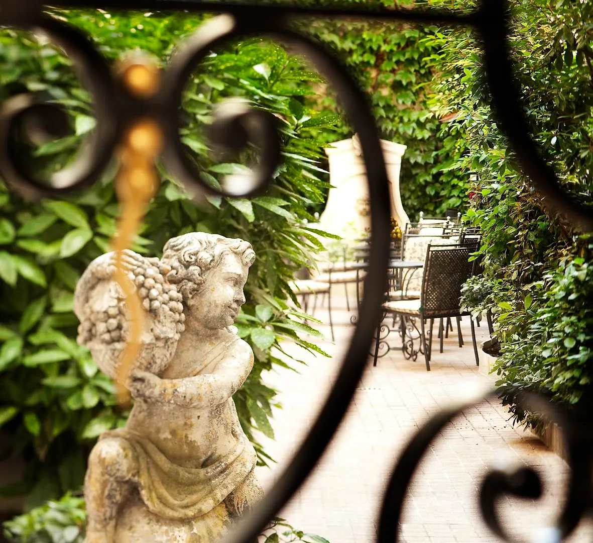 Hotel De Varenne Paris