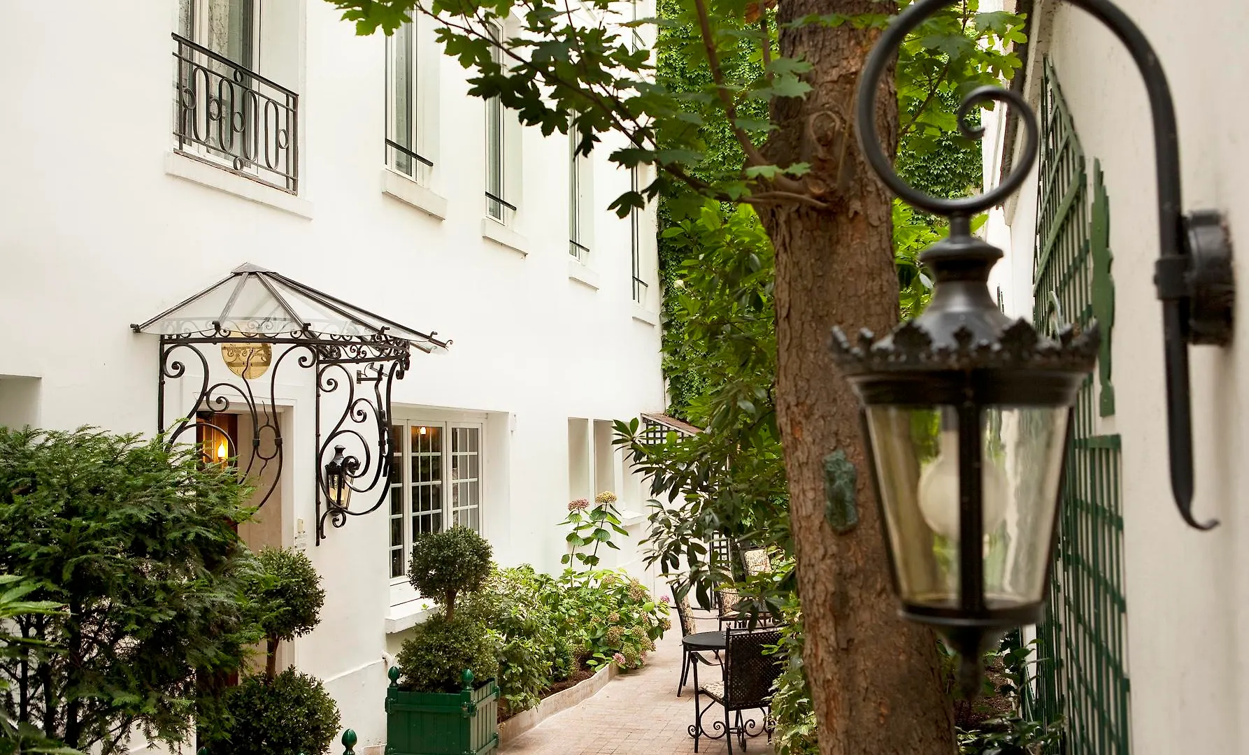 Hotel De Varenne 4*